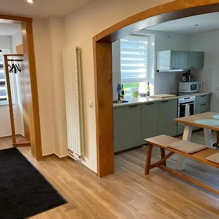Apartment Hildfeld Kors